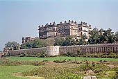 Orchha - royal citadel palace area